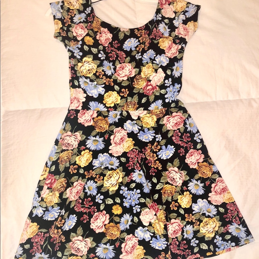 Forever 21 Floral Skater Dress
